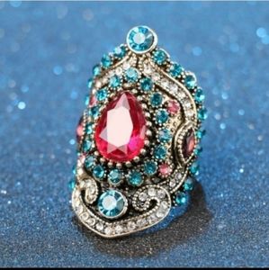 Sparkly Water Drop Fashion Ring